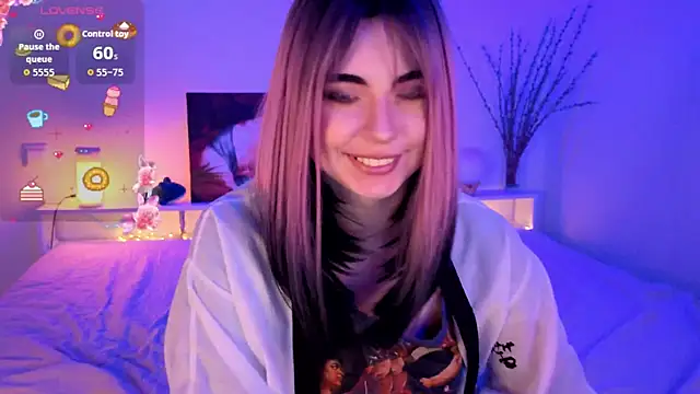 Snapshot of ForEvaRrr chatting on April 2026 10:08:02 AM ForEvaRrr online show from April 2026 10:08:02 AM