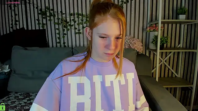 Snapshot of Sally_Ange1 chatting on February 2026 09:16:02 AM Sally Ange1 online show from February 2026 09:16:02 AM