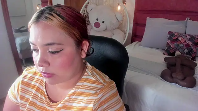 tatikanyx online show from March 2026 12:27:01 PM