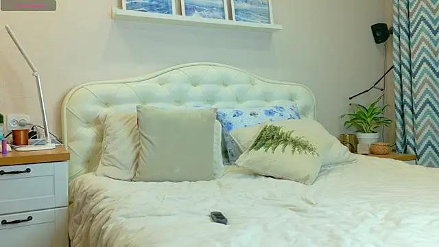 LadySweetWife online show from February 2026 02:19:01 AM