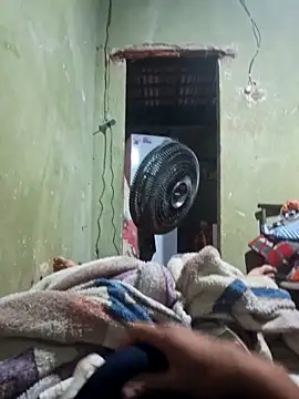 Utaca02 online show from February 2026 08:29:02 PM