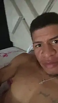 Snapshot of antonio_aguilarx chatting on May 2026 06:38:02 PM antonio aguilarx online show from May 2026 06:38:02 PM