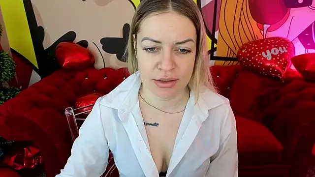 AnnaRayy online show from February 2026 01:37:02 PM