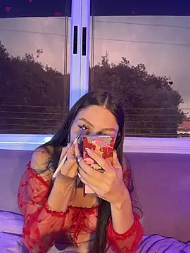 EmmaJhoons online show from March 2026 11:49:01 AM