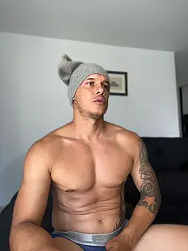 Snapshot of Rainer_G chatting on April 2026 02:33:01 PM Rainer G online show from April 2026 02:33:01 PM