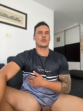 Snapshot of Rainer_G chatting on April 2026 04:32:02 PM Rainer G online show from April 2026 04:32:02 PM