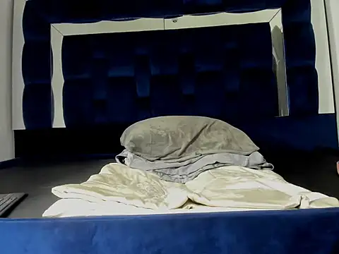 Snapshot of Scook_Gray_ chatting on February 2026 06:20:02 AM Scook Gray online show from February 2026 06:20:02 AM