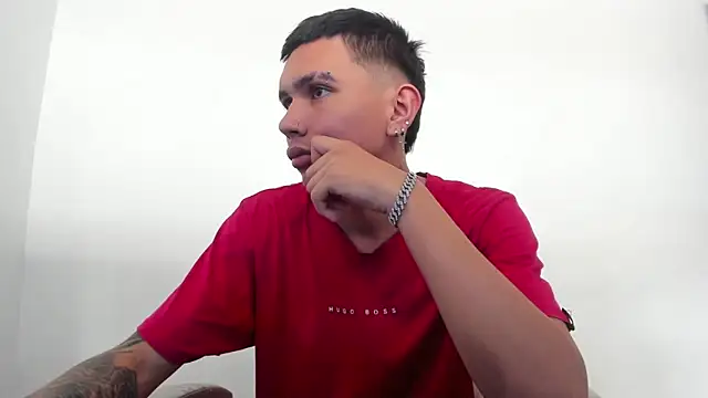 Snapshot of Scook_Gray_ chatting on March 2026 04:24:01 PM Scook Gray online show from March 2026 04:24:01 PM