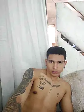 Snapshot of Scook_Gray_ chatting on April 2026 04:48:01 PM Scook Gray online show from April 2026 04:48:01 PM