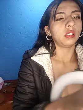 Snapshot of dulcemiha chatting on February 2026 05:22:01 AM dulcemiha online show from February 2026 05:22:01 AM