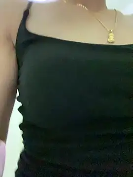 Snapshot of Angela_loveee chatting on April 2026 12:43:01 PM Angela loveee online show from April 2026 12:43:01 PM