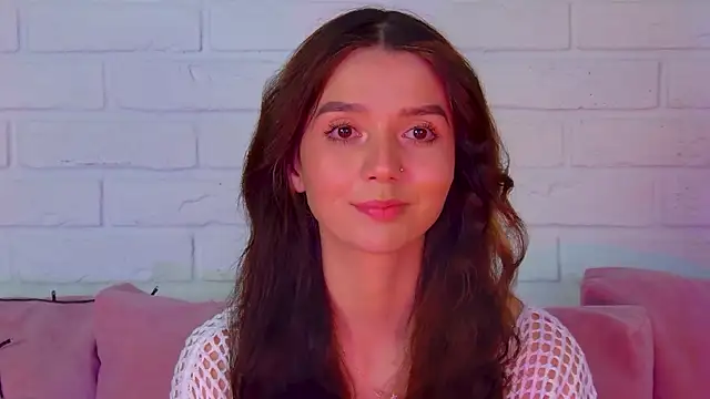 Snapshot of VanessaVienne chatting on March 2026 04:18:01 PM VanessaVienne online show from March 2026 04:18:01 PM