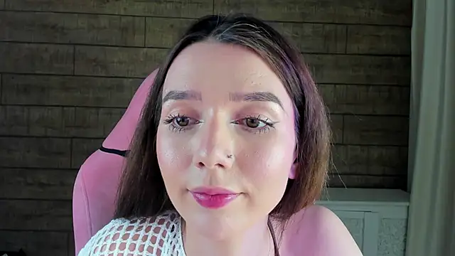 Snapshot of VanessaVienne chatting on April 2026 04:26:01 PM VanessaVienne online show from April 2026 04:26:01 PM