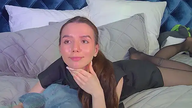 Snapshot of VanessaVienne chatting on April 2026 07:07:02 PM VanessaVienne online show from April 2026 07:07:02 PM