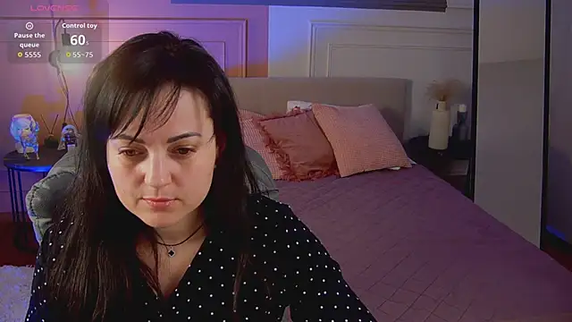  SilkyShadow  online show from March 2026 01:11:01 AM