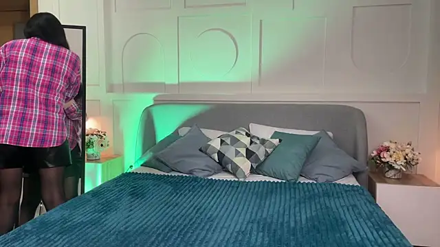  SilkyShadow  online show from April 2026 01:16:02 AM