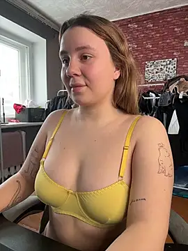 AnnaSeint online show from February 2026 07:20:02 AM