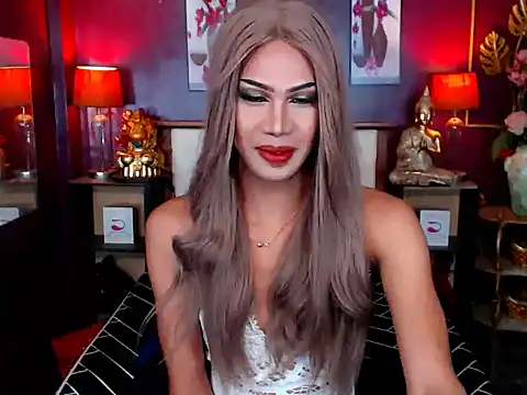 Snapshot of SEDUCTIVExDEMI chatting on March 2026 05:52:01 PM SEDUCTIVExDEMI online show from March 2026 05:52:01 PM