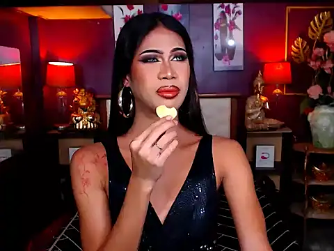 Snapshot of SEDUCTIVExDEMI chatting on April 2026 06:45:02 PM SEDUCTIVExDEMI online show from April 2026 06:45:02 PM