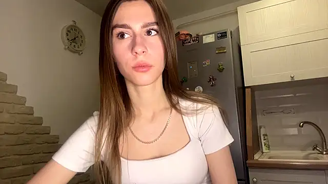 ElsieKuhlmann online show from February 2026 05:12:01 AM