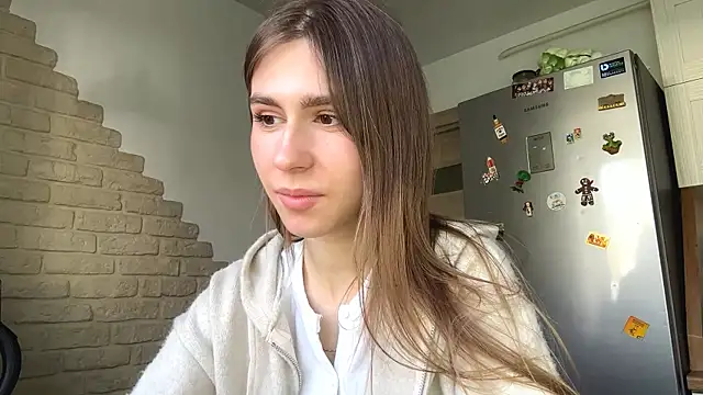 ElsieKuhlmann online show from April 2026 08:02:02 AM