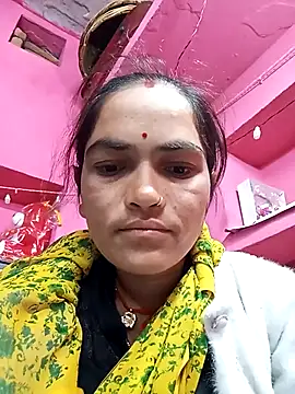 Snapshot of Sonam15884 chatting on February 2026 10:15:01 PM Sonam15884 online show from February 2026 10:15:01 PM