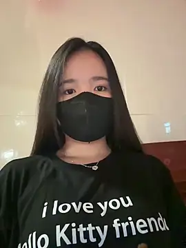 Snapshot of Gwen879 chatting on March 2026 11:28:02 PM Gwen879 online show from March 2026 11:28:02 PM