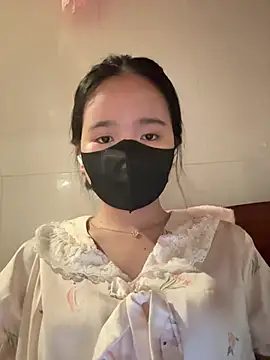 Snapshot of Gwen879 chatting on April 2026 12:39:01 AM Gwen879 online show from April 2026 12:39:01 AM