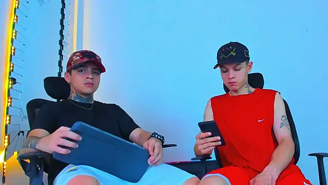 Thomas-Wil online show from February 2026 02:50:02 AM