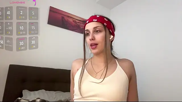 EvaRenard online show from April 2026 07:58:01 PM