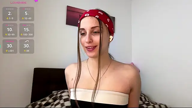 EvaRenard online show from April 2026 07:05:02 PM