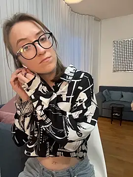 Snapshot of Persephone_Kore chatting on March 2026 04:19:01 PM Persephone Kore online show from March 2026 04:19:01 PM