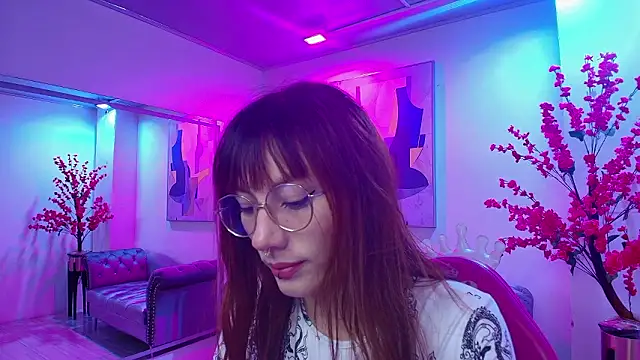 Lilith tayylor online show from February 2026 11:31:01 AM