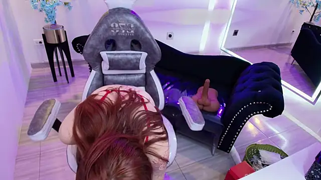 Lilith tayylor online show from April 2026 03:28:01 AM