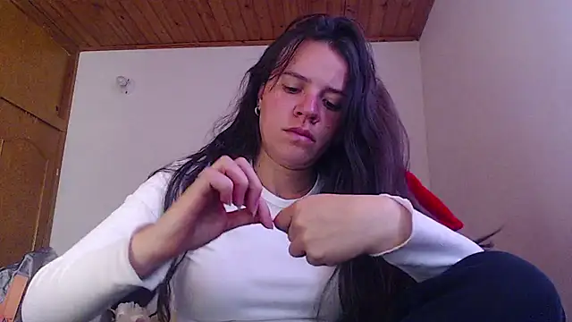 Shanel Lozano online show from July 2026 07:27:01 PM