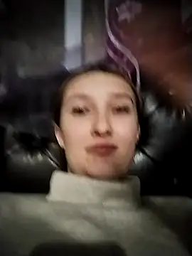 Olivia Kis online show from January 2026 08:01:02 PM