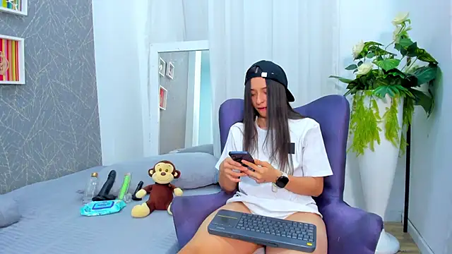 ViictoriiaSaenz online show from February 2026 04:19:02 AM