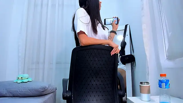 ViictoriiaSaenz online show from April 2026 10:03:02 PM