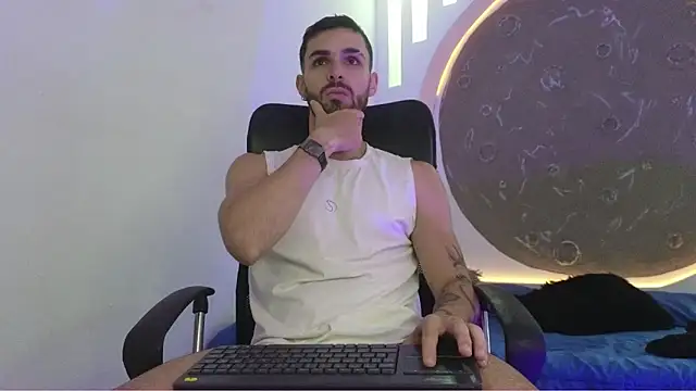 Apolo lux1 online show from March 2026 09:18:02 PM