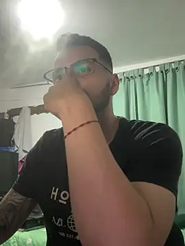 Baphomet212341 online show from April 2026 04:32:01 AM