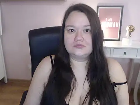 Snapshot of HollyDanceSoul chatting on March 2026 07:36:01 AM HollyDanceSoul online show from March 2026 07:36:01 AM