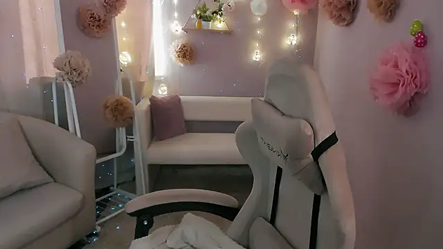 SunshineBlaze online show from April 2026 05:30:01 AM