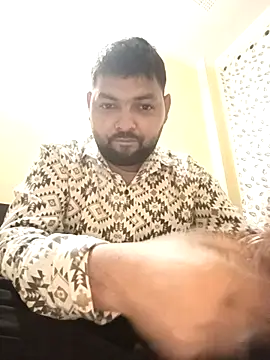 Pulkeet1433 online show from January 2026 04:33:02 PM