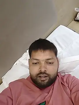 Pulkeet1433 online show from May 2026 01:09:02 PM