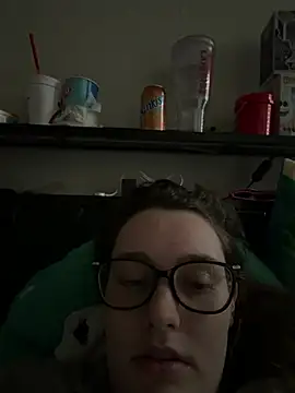 Snapshot of julia4thewin chatting on April 2026 11:24:02 PM julia4thewin online show from April 2026 11:24:02 PM