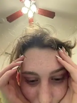 Snapshot of julia4thewin chatting on April 2026 02:06:01 AM julia4thewin online show from April 2026 02:06:01 AM