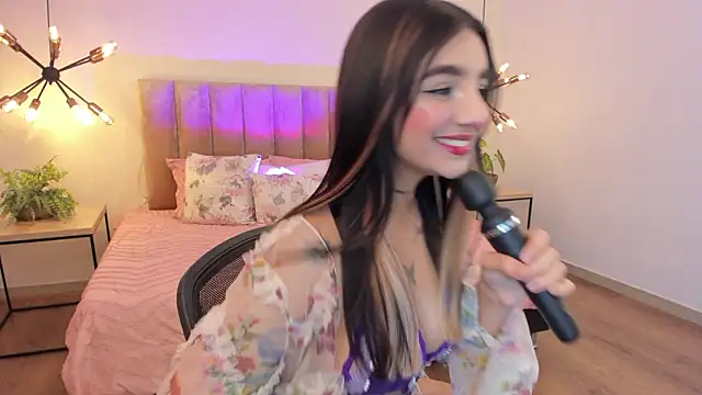 Snapshot of Abriil_cutee chatting on March 2026 11:00:02 PM Abriil cutee online show from March 2026 11:00:02 PM