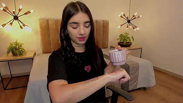 Snapshot of Abriil_cutee chatting on March 2026 11:03:01 AM Abriil cutee online show from March 2026 11:03:01 AM