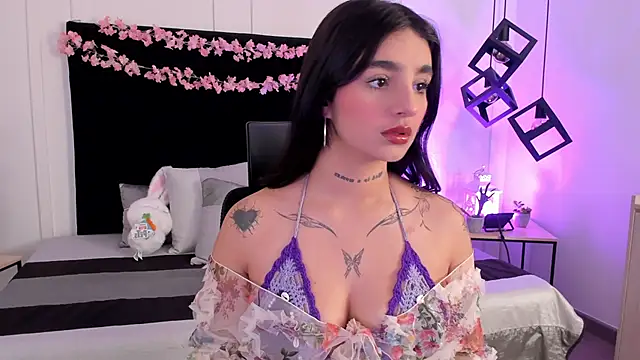 Snapshot of Abriil_cutee chatting on April 2026 01:23:02 PM Abriil cutee online show from April 2026 01:23:02 PM