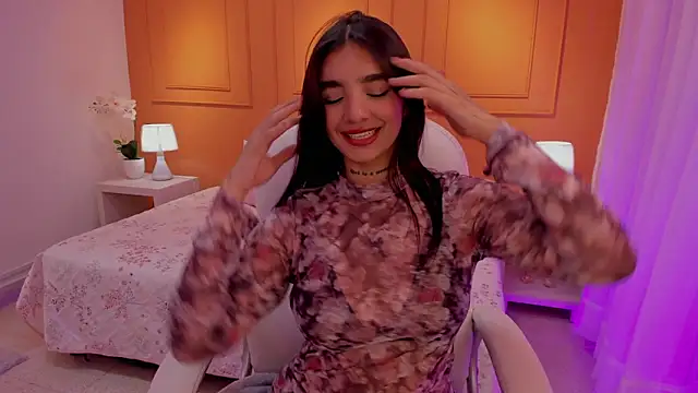 Snapshot of Abriil_cutee chatting on April 2026 04:37:01 PM Abriil cutee online show from April 2026 04:37:01 PM